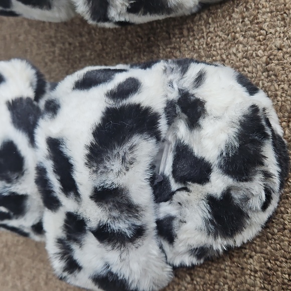 Torrid Leopard Faux Fur Double Strap Slippers Elastic Strap Back Sz 9.5 Womens - Picture 3 of 7